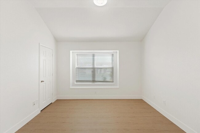 Building Photo - 1201 Telese Ct