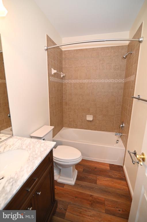 Building Photo - 7001 Chaptico Ct