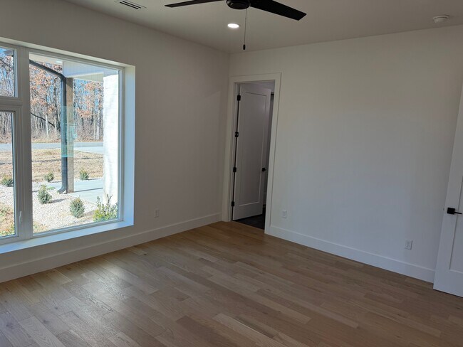 Building Photo - 30 Magrath Cir