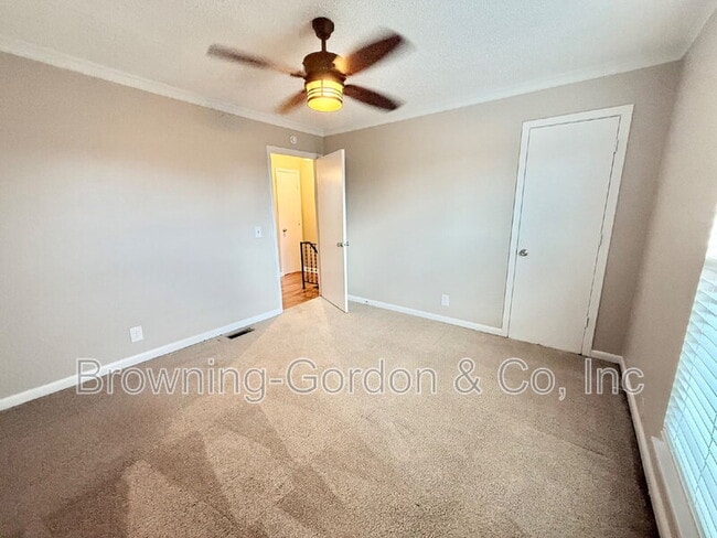 Building Photo - 1519B 21st Ave N