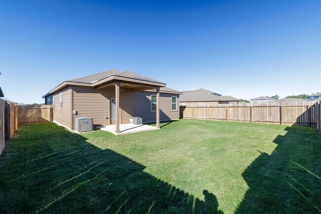 Building Photo - 331 Liberty Meadows Dr