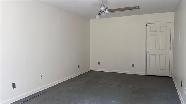Building Photo - 8434 Majors Rd
