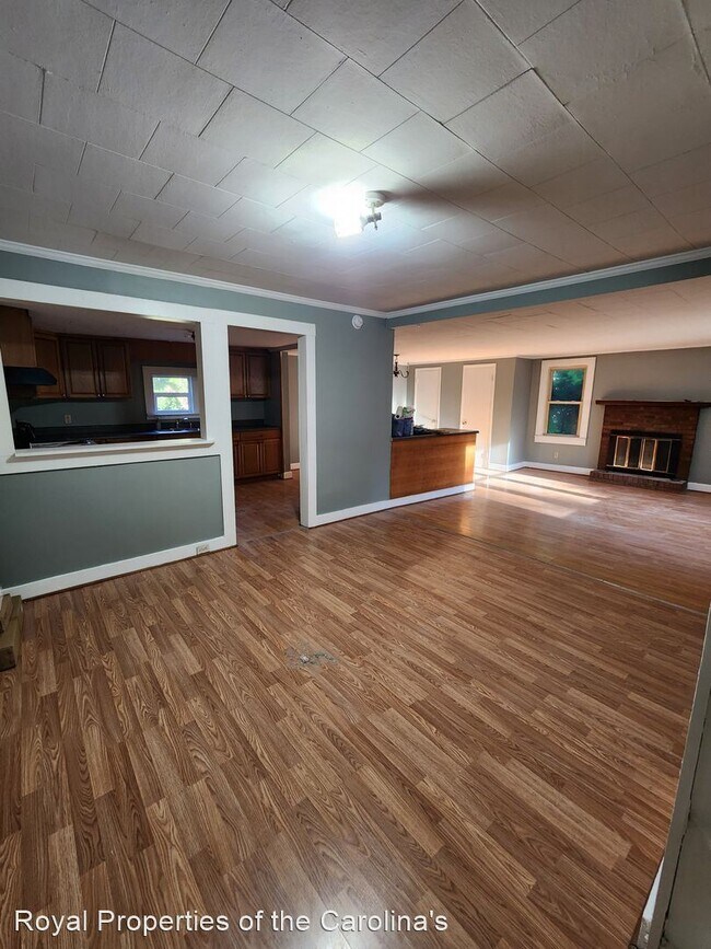 2 br, 1 bath House 1120 8th Street 1120 8th St Statesville NC 28677