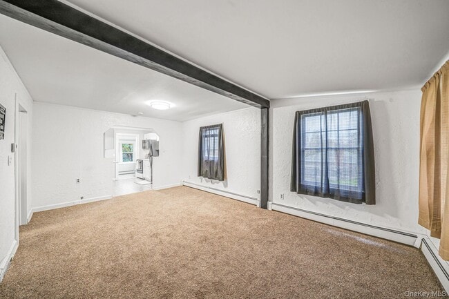 Building Photo - 120 Lookout Dr