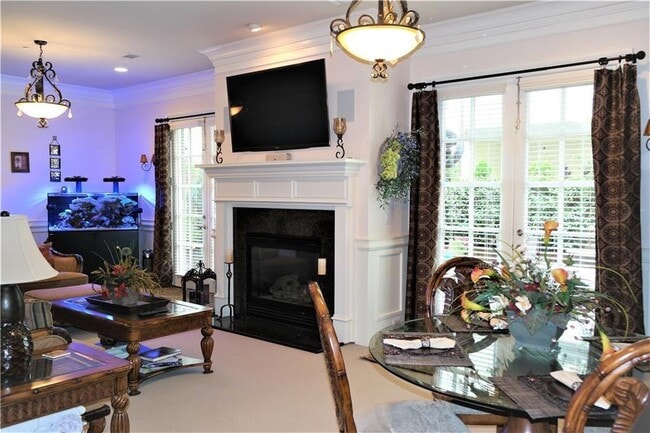 Building Photo - 3475 Roxboro Rd NE