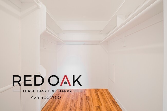 Building Photo - 463 S Maple Dr