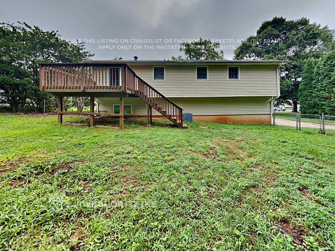 Building Photo - 104 Village Ct