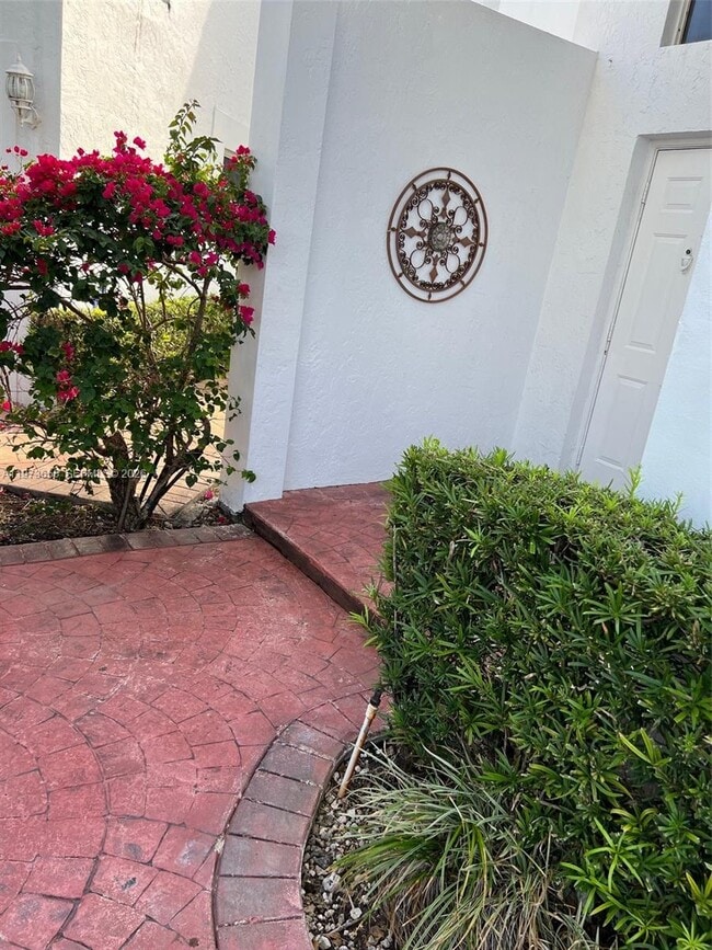 Building Photo - 202 NE 211th Terrace