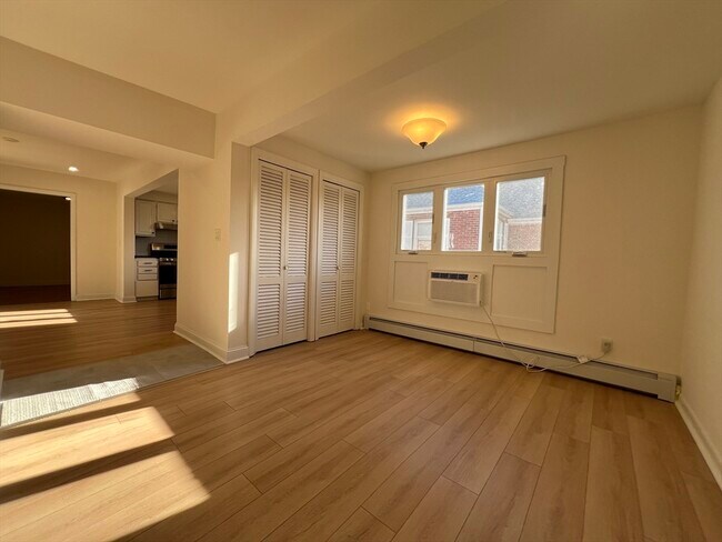 Building Photo - 262 Nevada St