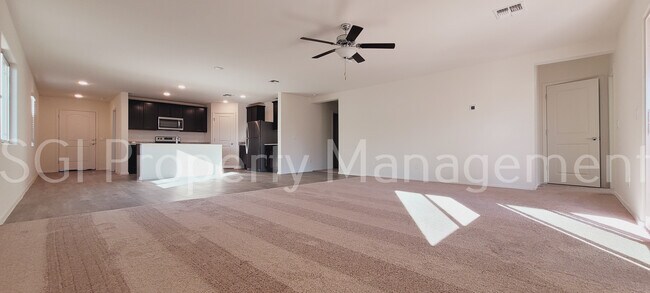 Building Photo - 1543 E Inouye Dr