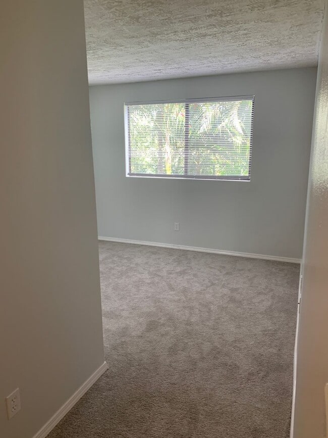 Building Photo - Two-bedroom two-bathroom at Kihei  Shores