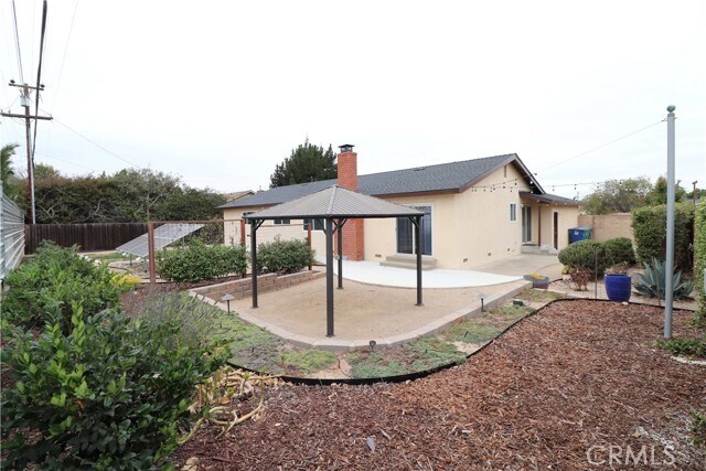 Building Photo - 586 Poppy Ln