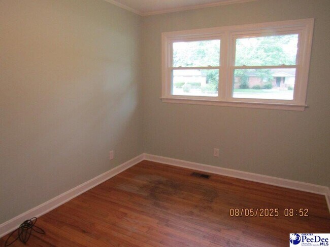 Building Photo - 1743 Williamsburg Cir