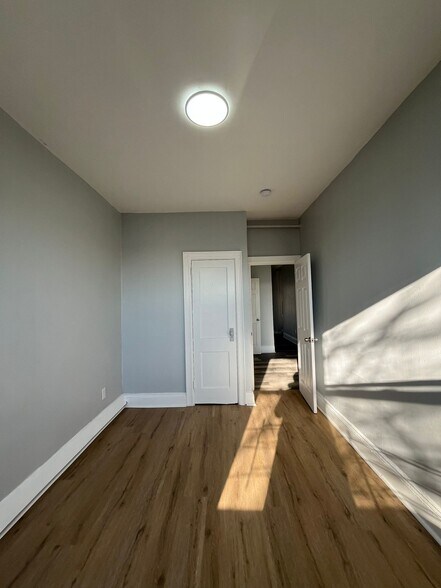 Building Photo - 10 Randolph Ave