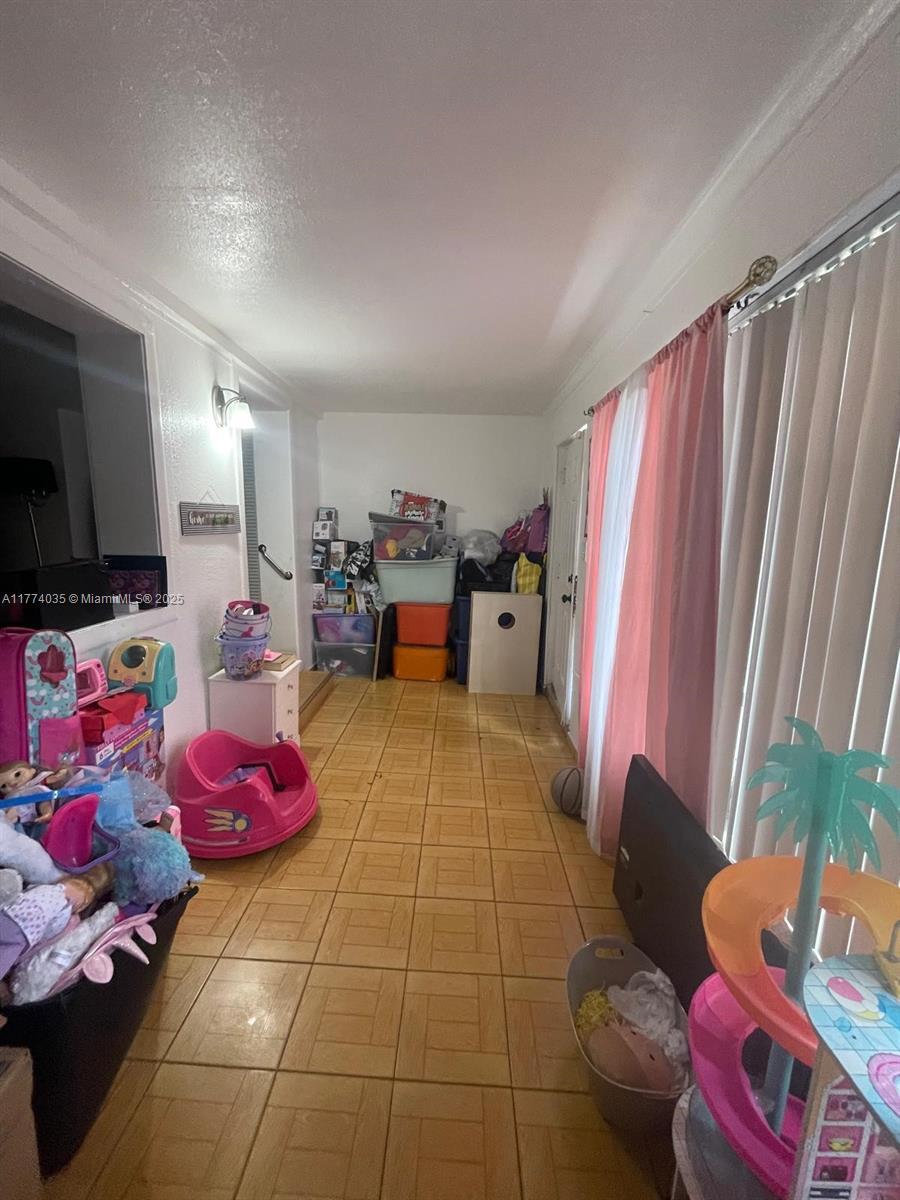 Building Photo - 2801 Mayo St