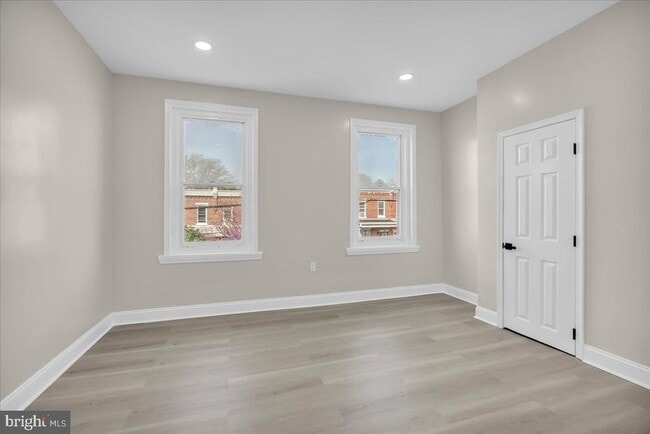 Building Photo - 947 N 66th St