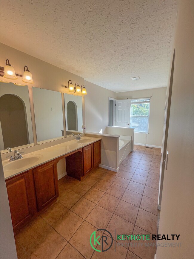 Building Photo - 7691 Harwood Ct