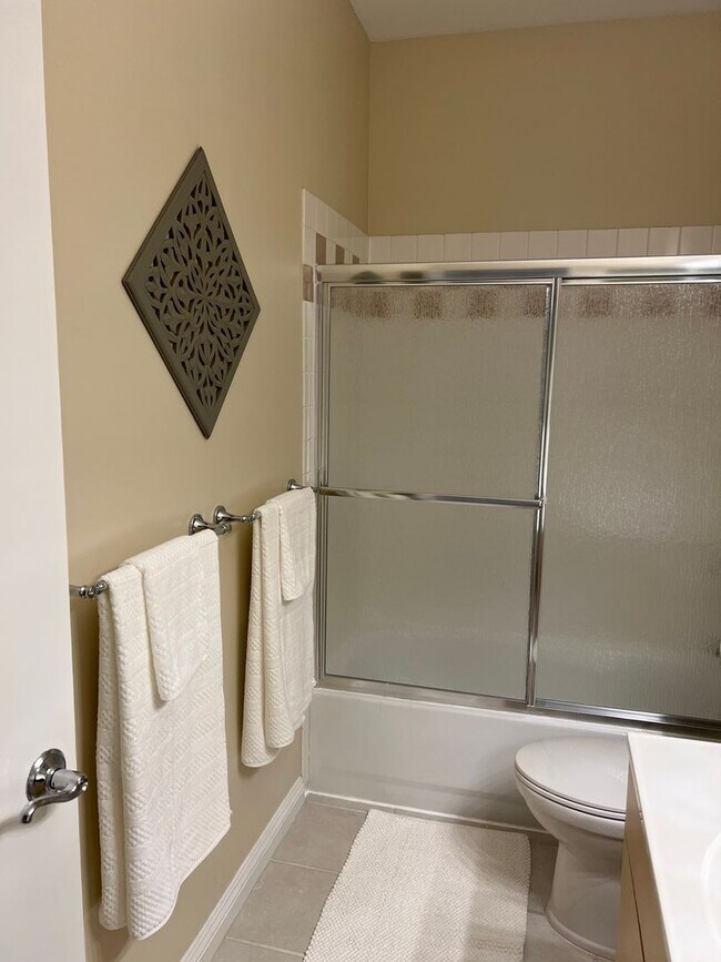 Building Photo - Remodeled and Fully Furnished, ground floo...
