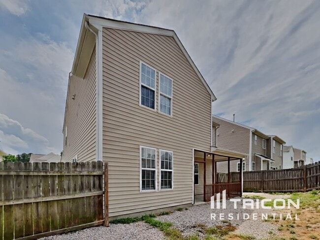 Building Photo - 3935 Carolina Cherry Dr