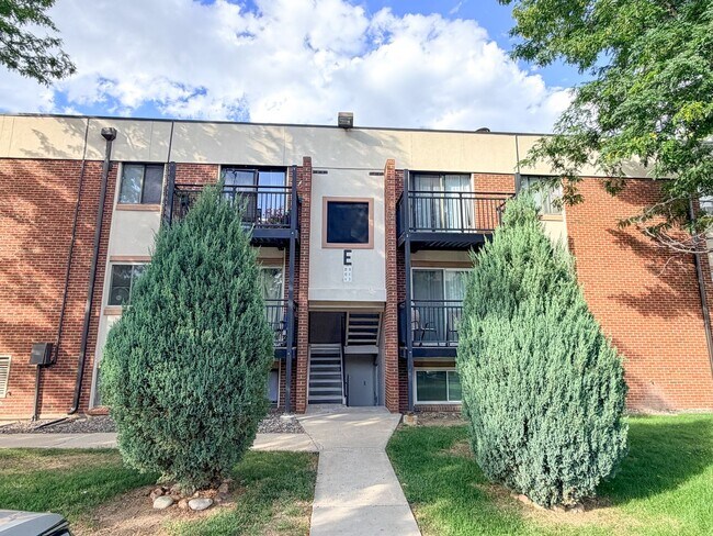 Building Photo - 5995 W Hampden Ave