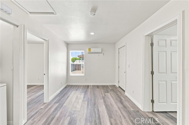 Building Photo - 10646 S Wilton Pl