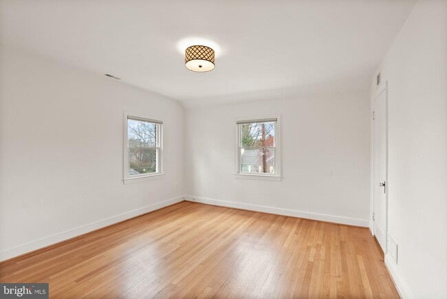 Building Photo - 4714 Upton St NW