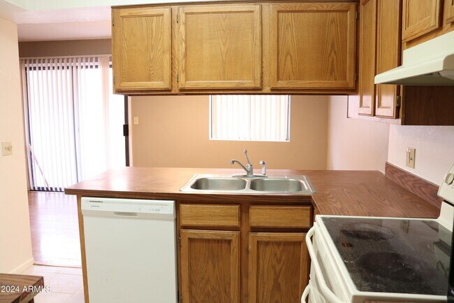 Building Photo - 4511 Buena Loma Way
