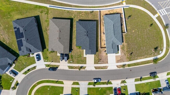 Building Photo - 1750 Daystar Dr