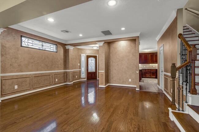 Building Photo - 1524 Birdsall St