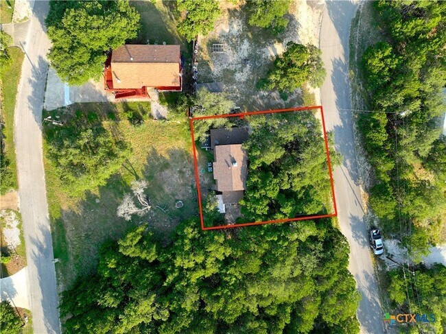 Building Photo - 850 Riviera Dr