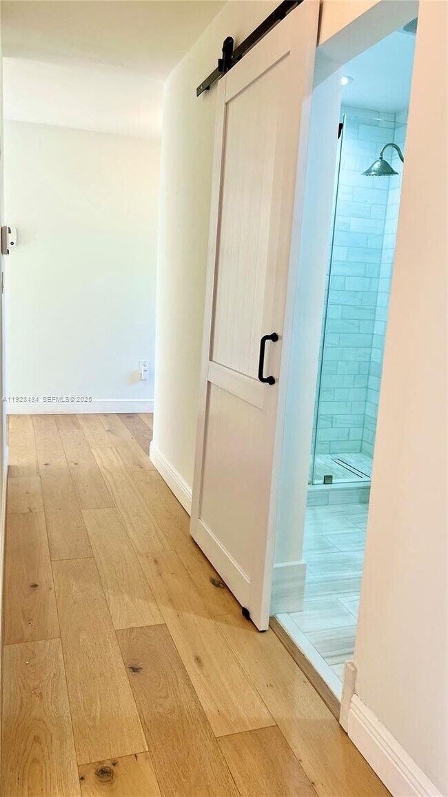 Building Photo - 2 NE 108th St