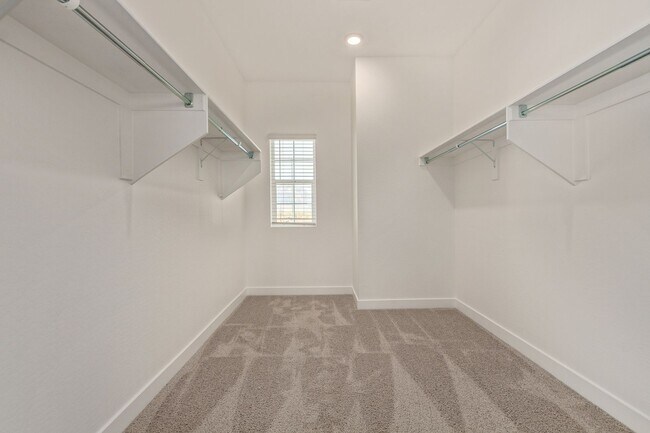 Building Photo - Brand New Home For Rent!
