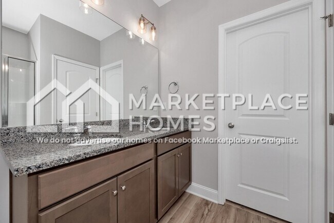 Building Photo - 129 Rose Vly Dr