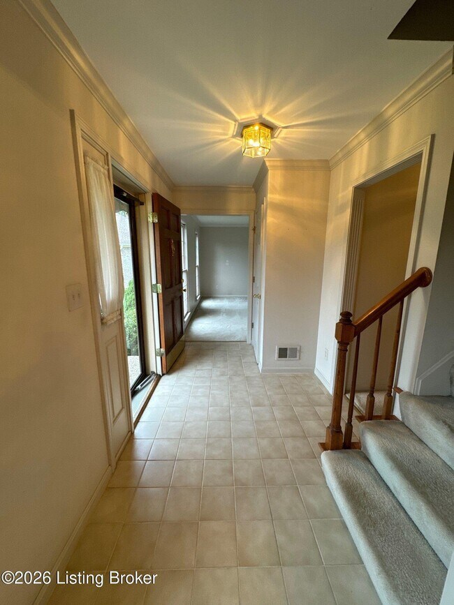 Building Photo - 10985 Eagles Cove Dr