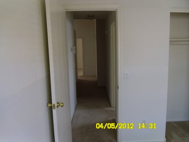 Building Photo - 3 Bed 2 Bath in Most Desired Ahwatukee