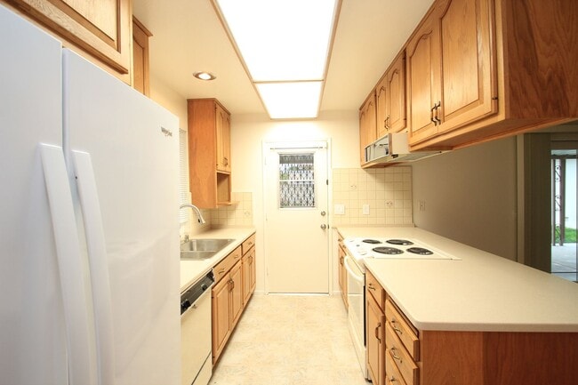 Building Photo - Welcome to this beautifully refreshed 4-bedroom, 2-bath two-story home located in desirable North...