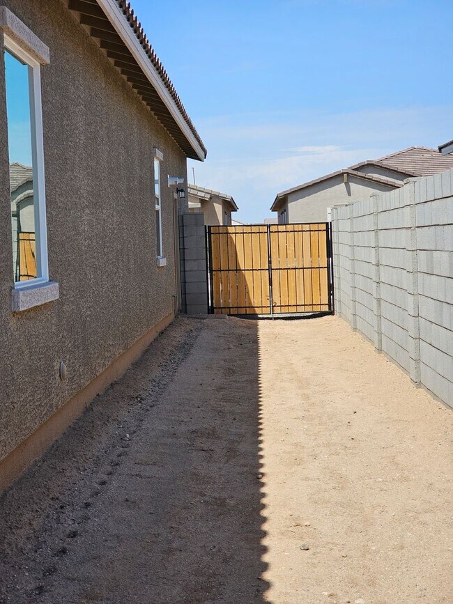 Building Photo - 17659 W College Dr