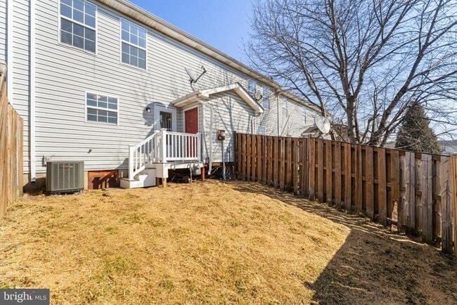 Building Photo - 352 Valley Mill Rd