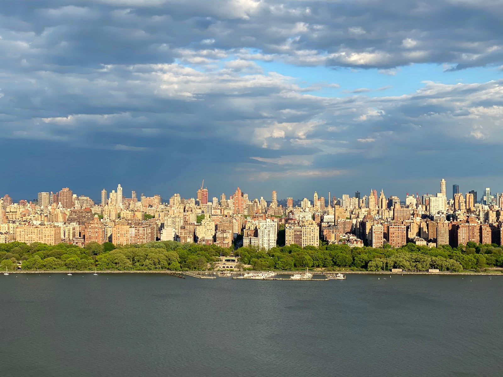 Building Photo - 7002 Boulevard E