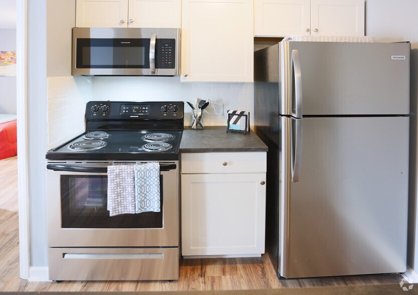 The Reserve at Campbell's Creek 5616 Farm Pond Ln Charlotte NC 28212