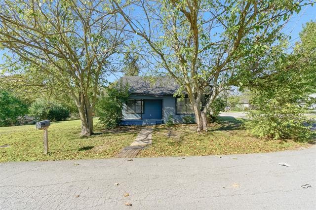 Building Photo - 215 N Morrow St