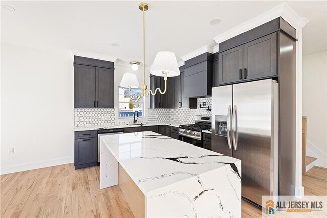 Building Photo - 401 Tillman St