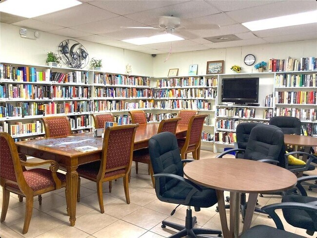 Building Photo - 5257 81st Ln N