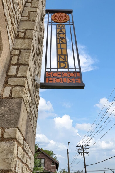 Building Photo - 4716 Macklind Ave