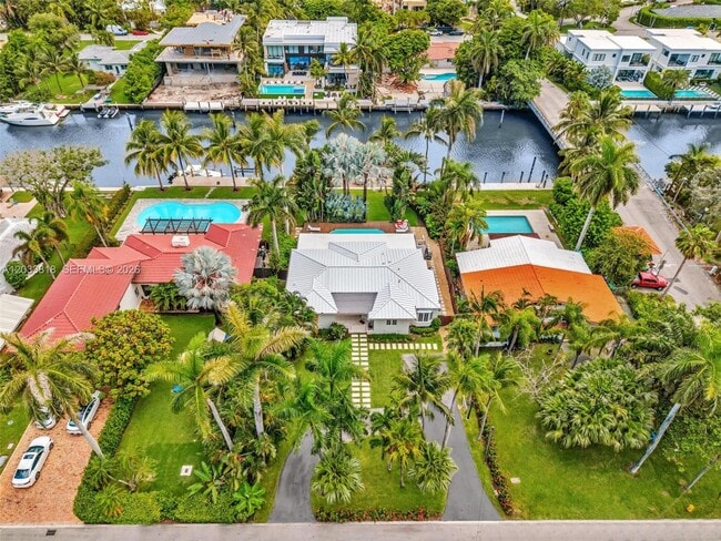 Building Photo - 924 Belle Meade Island Dr