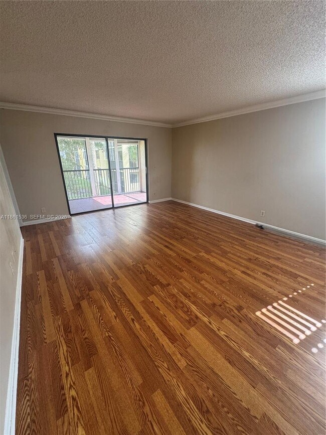 Building Photo - 6575 W Oakland Park Blvd