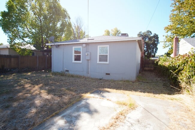 Building Photo - 2739 Kroy Way