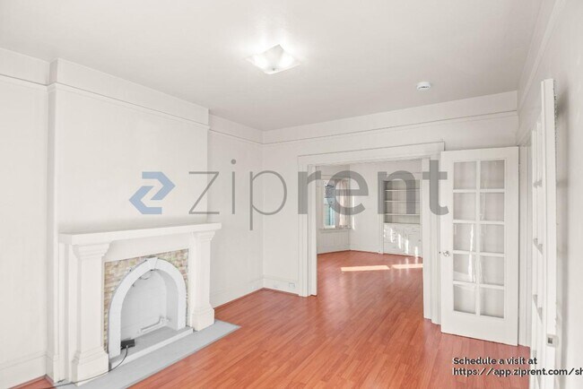 Building Photo - 848 Mead Ave