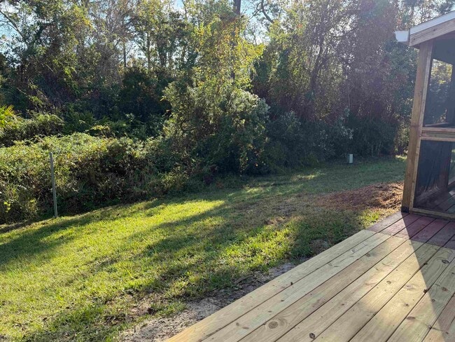 Building Photo - 446 Casuarina Cir