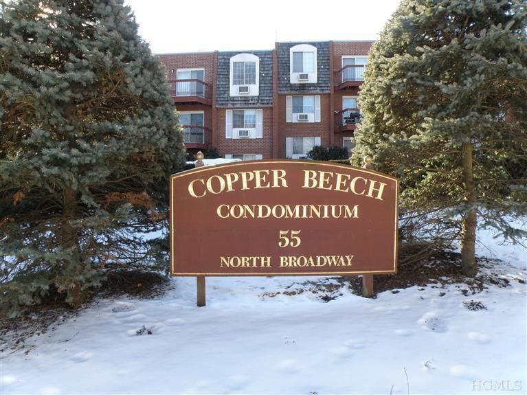 Building Photo - 55 N Broadway